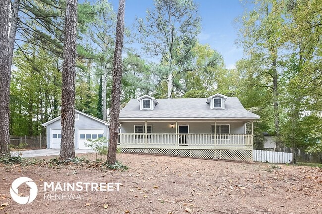 Building Photo - 220 Carmichael Rd