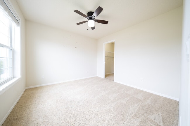 Building Photo - 9183 Lighthouse Ln