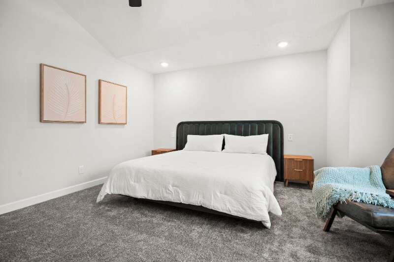 Building Photo - 2273 E 100th St