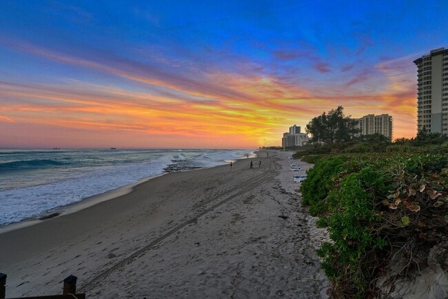 Building Photo - 4000 N Ocean Dr