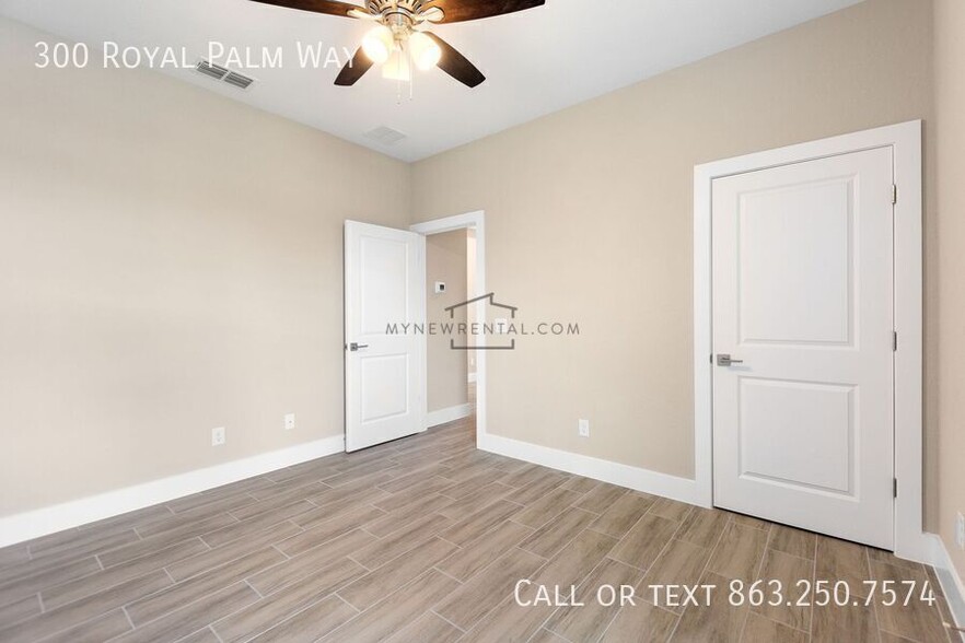 Building Photo - 300 Royal Palm Wy