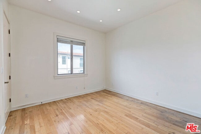 Building Photo - 2027 Butler Ave