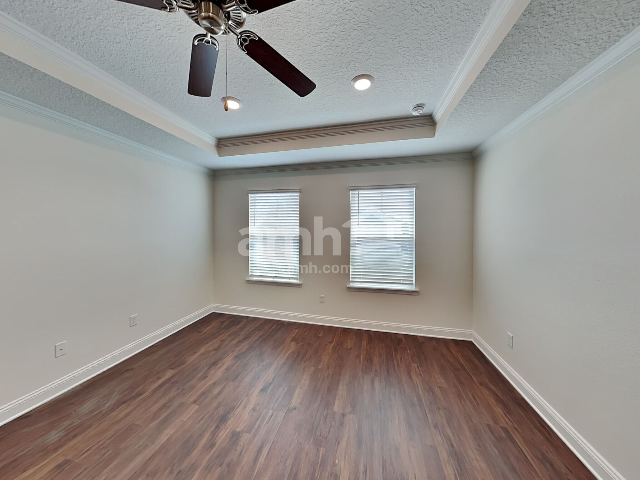 Building Photo - 95 Onate Cir