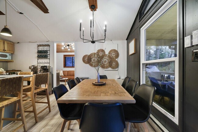 Building Photo - 3145 Ogontz Dr