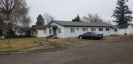 Building Photo - 3431-3433 E. Montgomery Ave