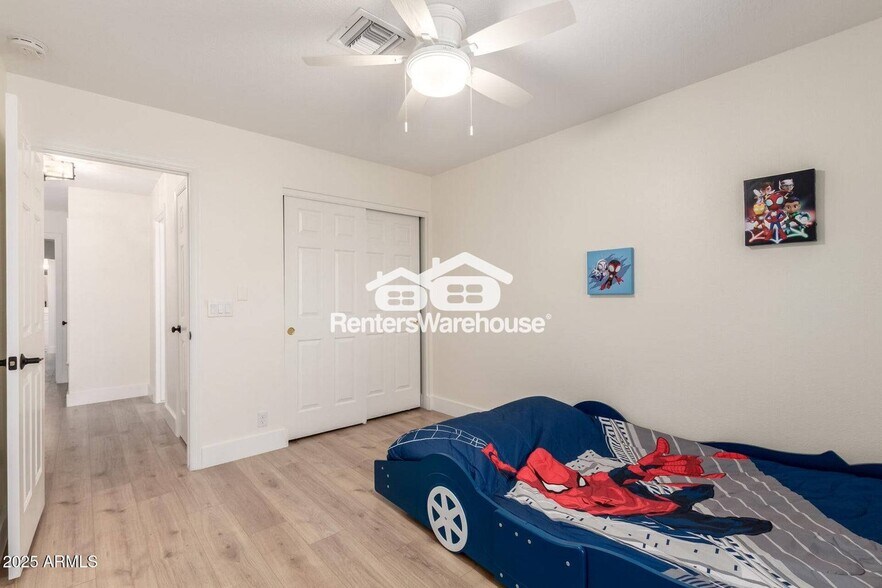 Building Photo - 7702 W Piute Ave