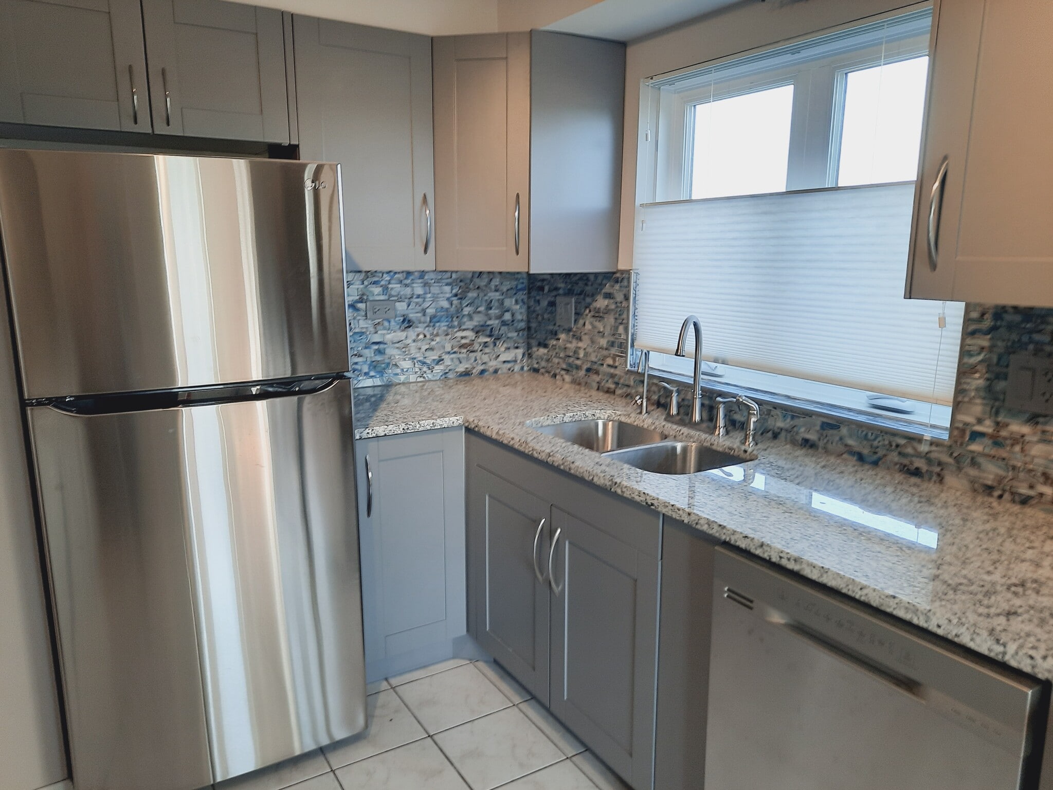 Kitechen looking northwest - 434 Clinton Pl