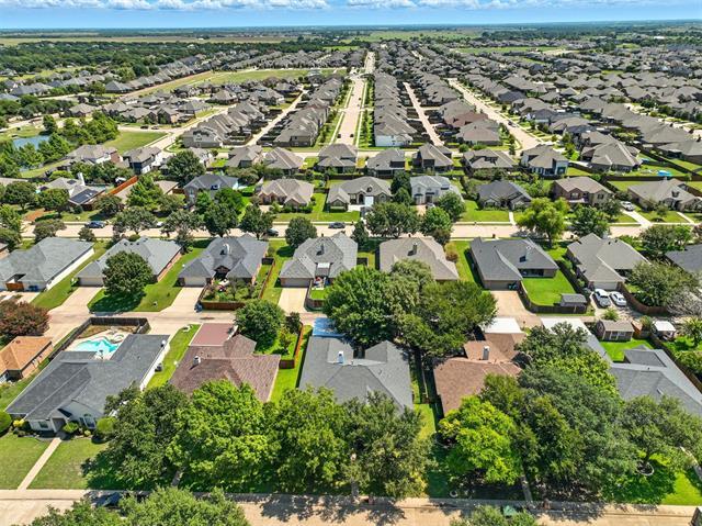 Building Photo - 211 Sendero Dr