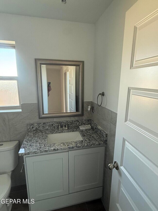 Building Photo - 7746 Kiely Rd