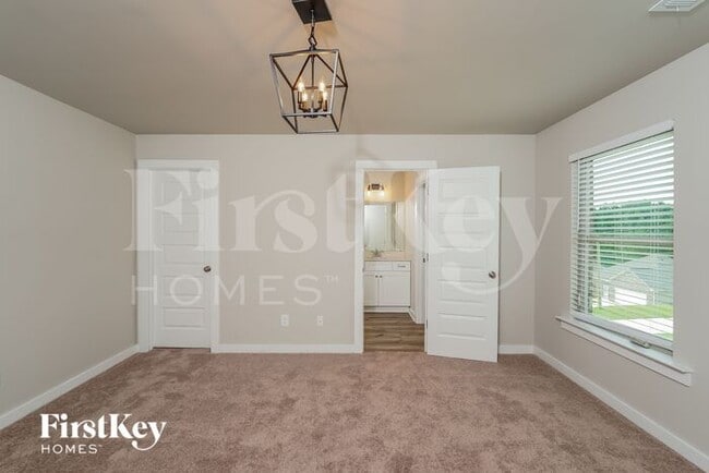 Building Photo - 1620 Brookhaven Dr