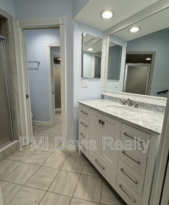 Building Photo - 2990 Ravines Rd