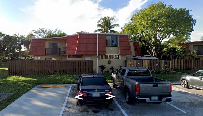 Building Photo - 8146 Thames Blvd