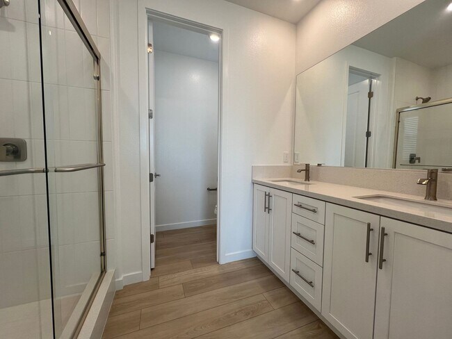 Building Photo - Brand New 4 Bed / 3.5 Bath Single-Family Home – Modern, Spacious & Energy Efficient