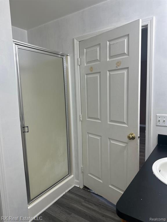 Building Photo - 3581 Reeves Dr