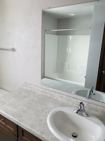 Building Photo - 1343 Moon Ridge Ct