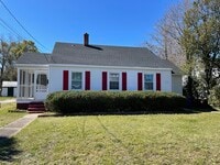 Building Photo - 517 Woodlawn Ave
