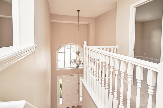 Building Photo - 11202 Timberview Dr