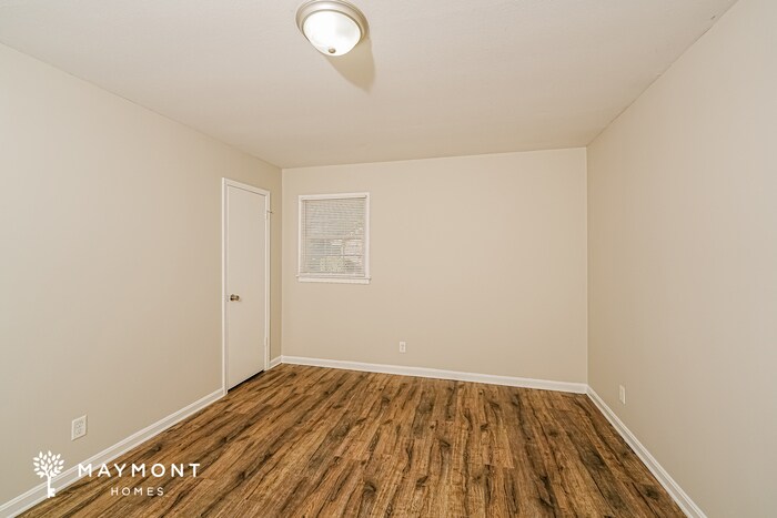 Building Photo - 520 Dogwood Ln