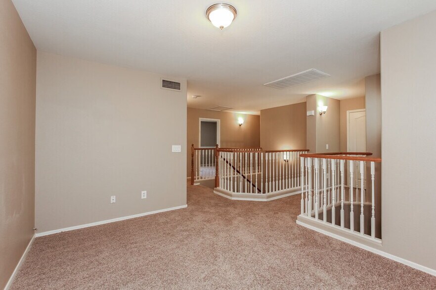 Building Photo - 2609 N 128th Dr