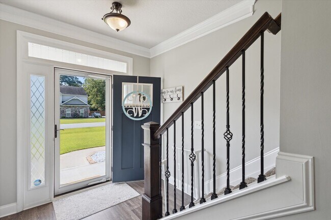 Building Photo - Spacious 4BR Home with Screened Porch & Fenced Yard in Effingham