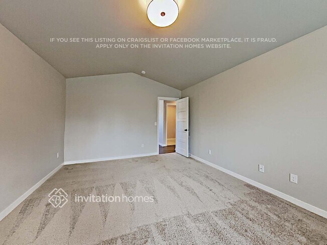 Building Photo - 11211 14th Pl SE