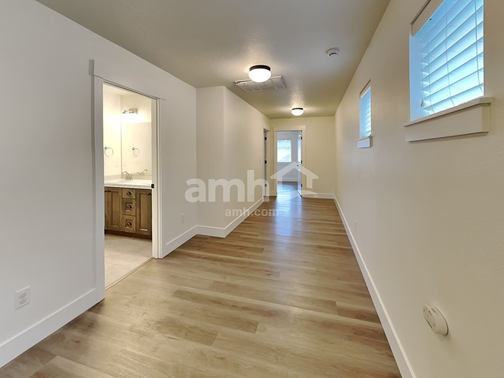 Building Photo - 7029 S 11th St