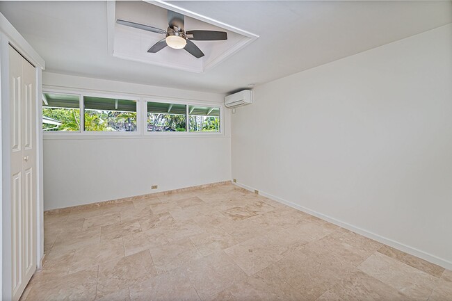 Building Photo - 4395 Aukai Ave