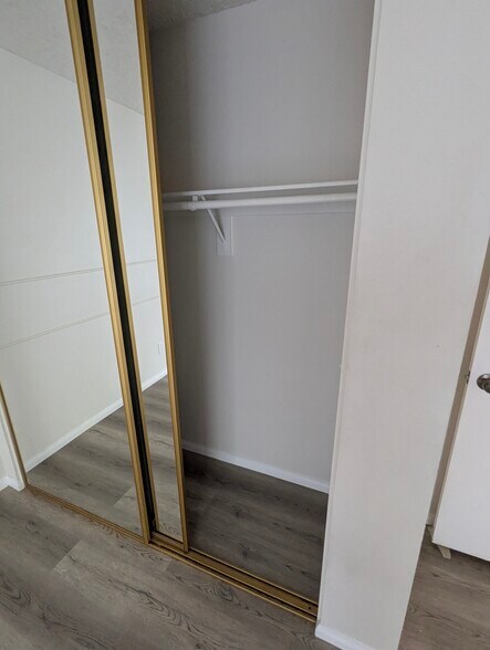 Building Photo - 137 Dogwood Ln