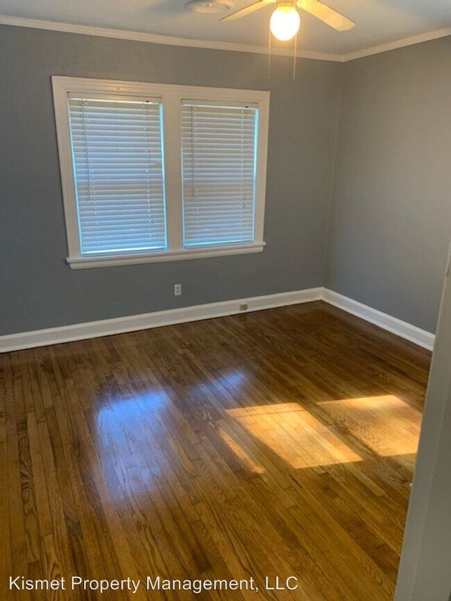 Building Photo - 2 br, 1 bath House - 3511 Walnut Grove Rd