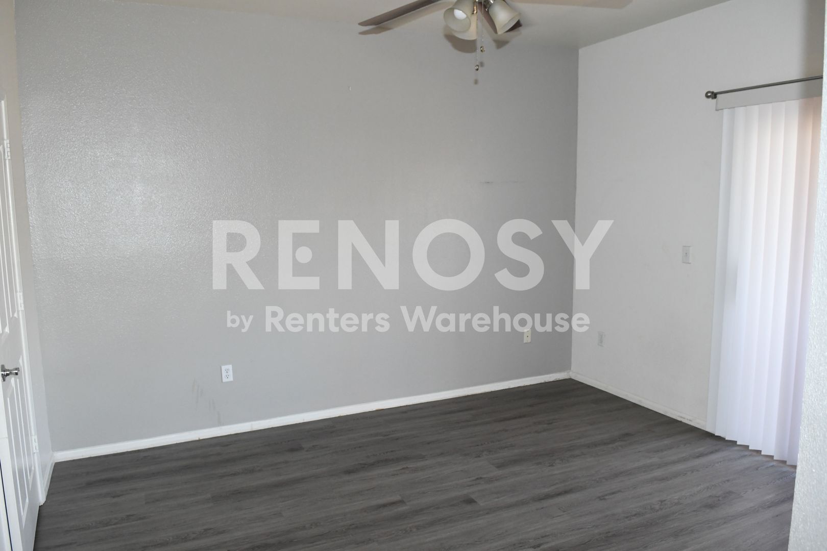 Building Photo - 16013 S Desert Foothills Pkwy