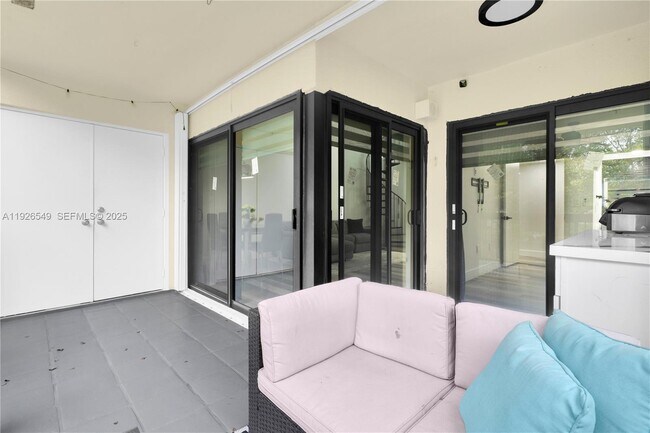 Building Photo - 13028 SW 88th Ln