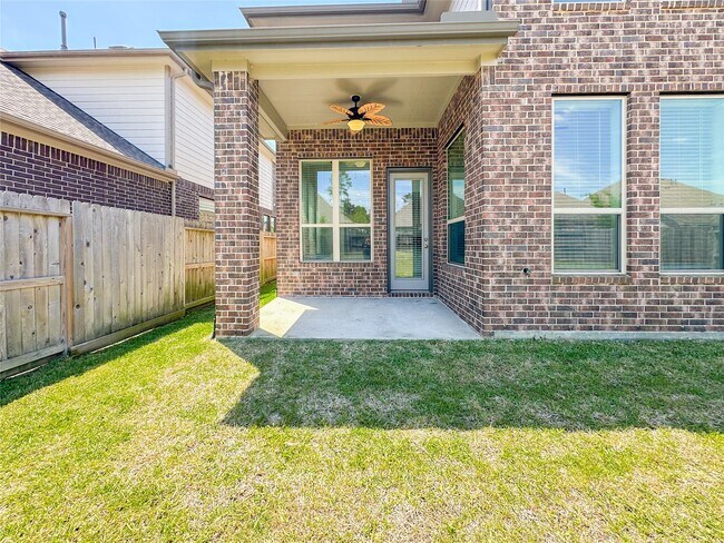 Building Photo - 6710 Gallinas Wy