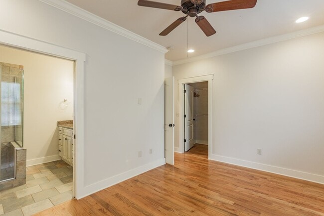 Building Photo - Adorable 3 bedroom home!