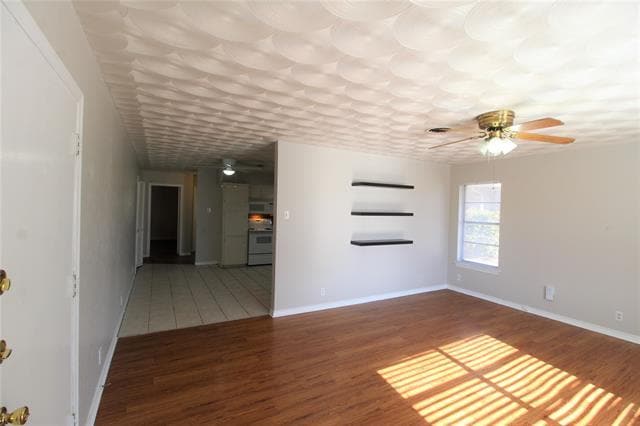 Building Photo - 10905 Marchant Cir