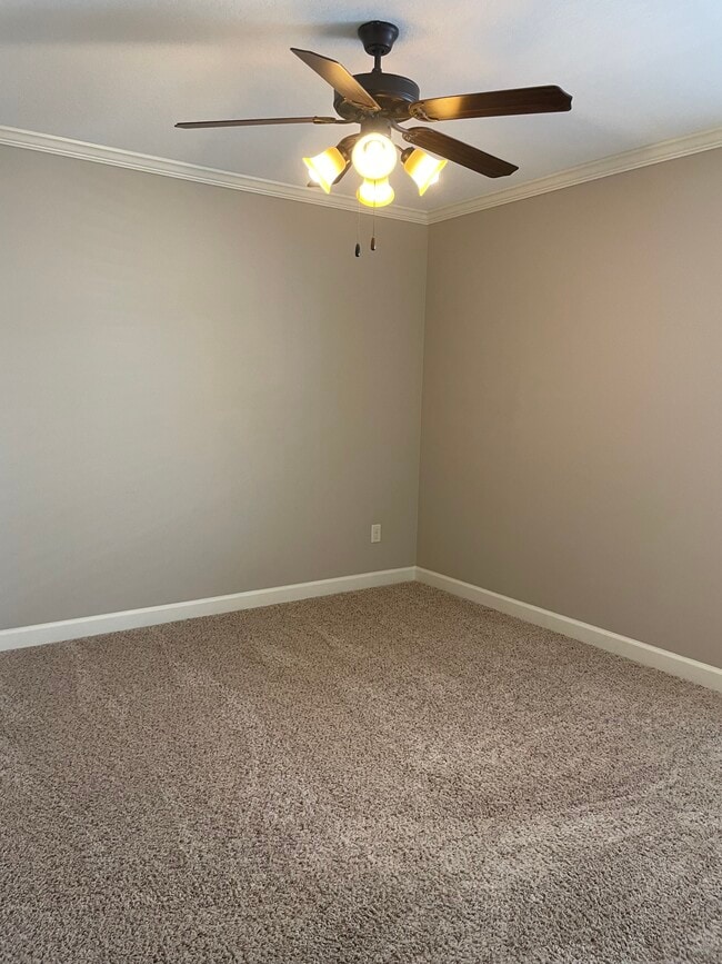 Building Photo - 4143 Silver Glenn