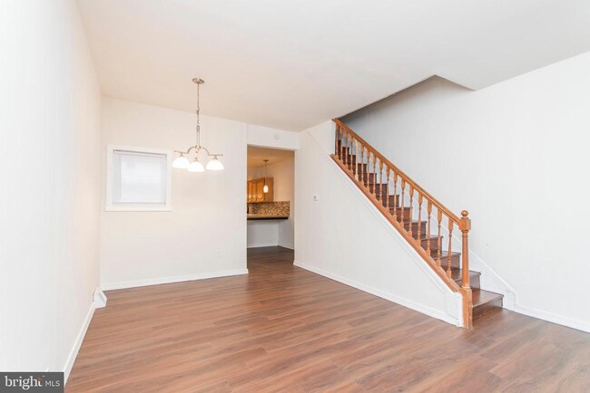 Building Photo - 2079 E Tioga St