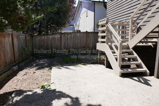 Building Photo - 6116 22nd Ave NW