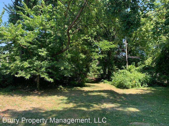 Building Photo - 3 br, 2 bath House - 1444 N. Sherman Avenue