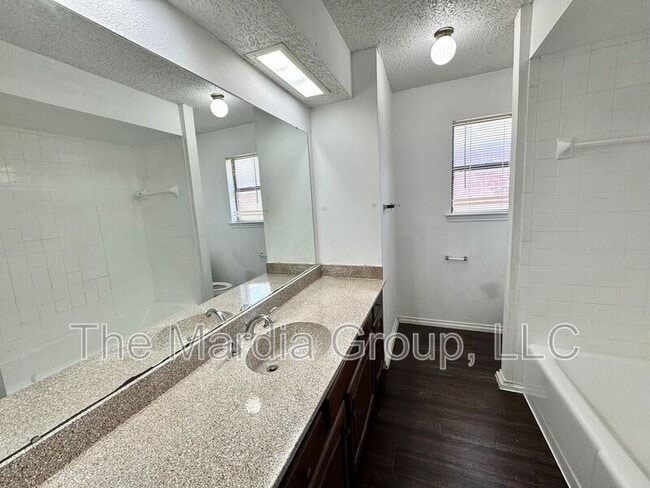 Building Photo - 13217 Fall Manor Dr