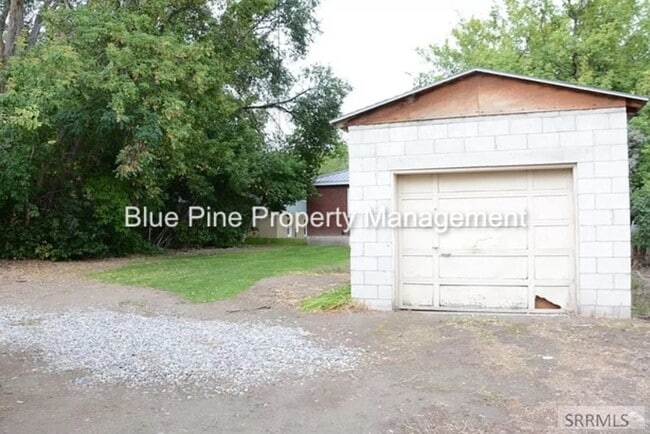 Building Photo - 662 K St