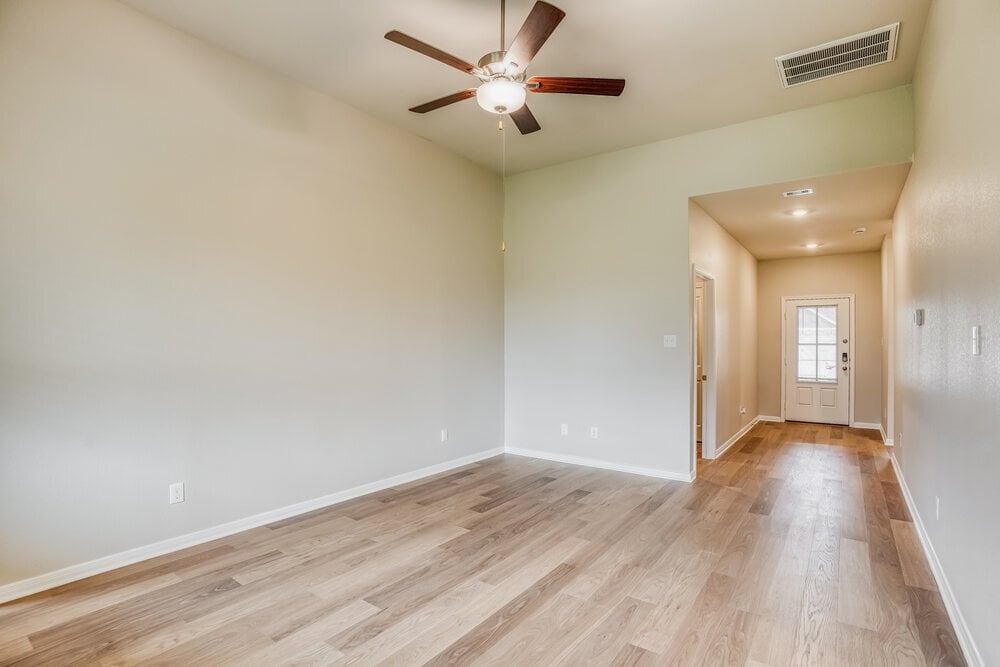 Building Photo - 425 San Miguel Crk Dr