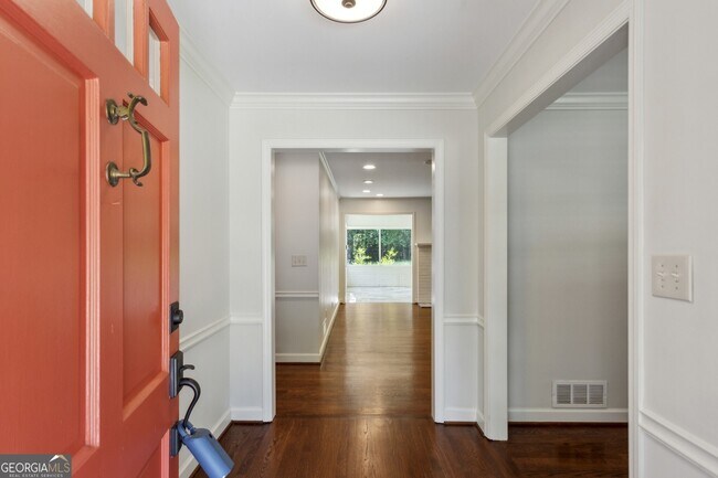 Building Photo - 4708 Tall Pines Dr NW