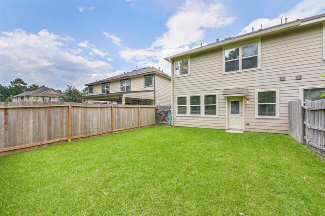 Building Photo - 16155 Beachside Pl
