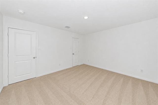 Building Photo - 2600 Starwater Dr