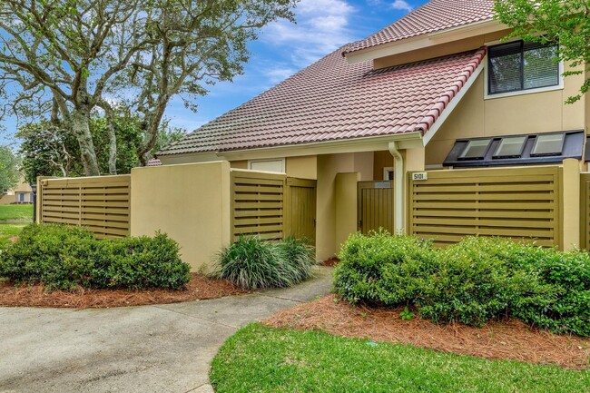 Building Photo - 5101 Beachwalk Pl