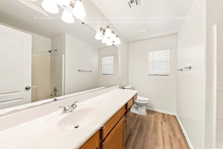 Building Photo - 15439 W Cottonwood Cir