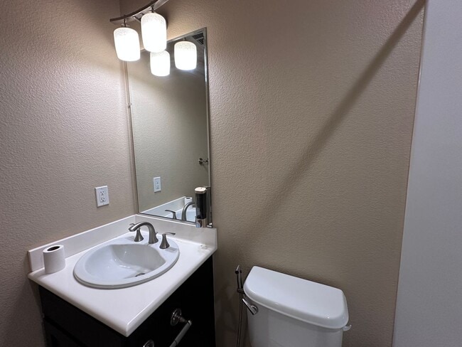 Building Photo - 3/3 Tri Level Berryessa Beauty is ready for YOU!