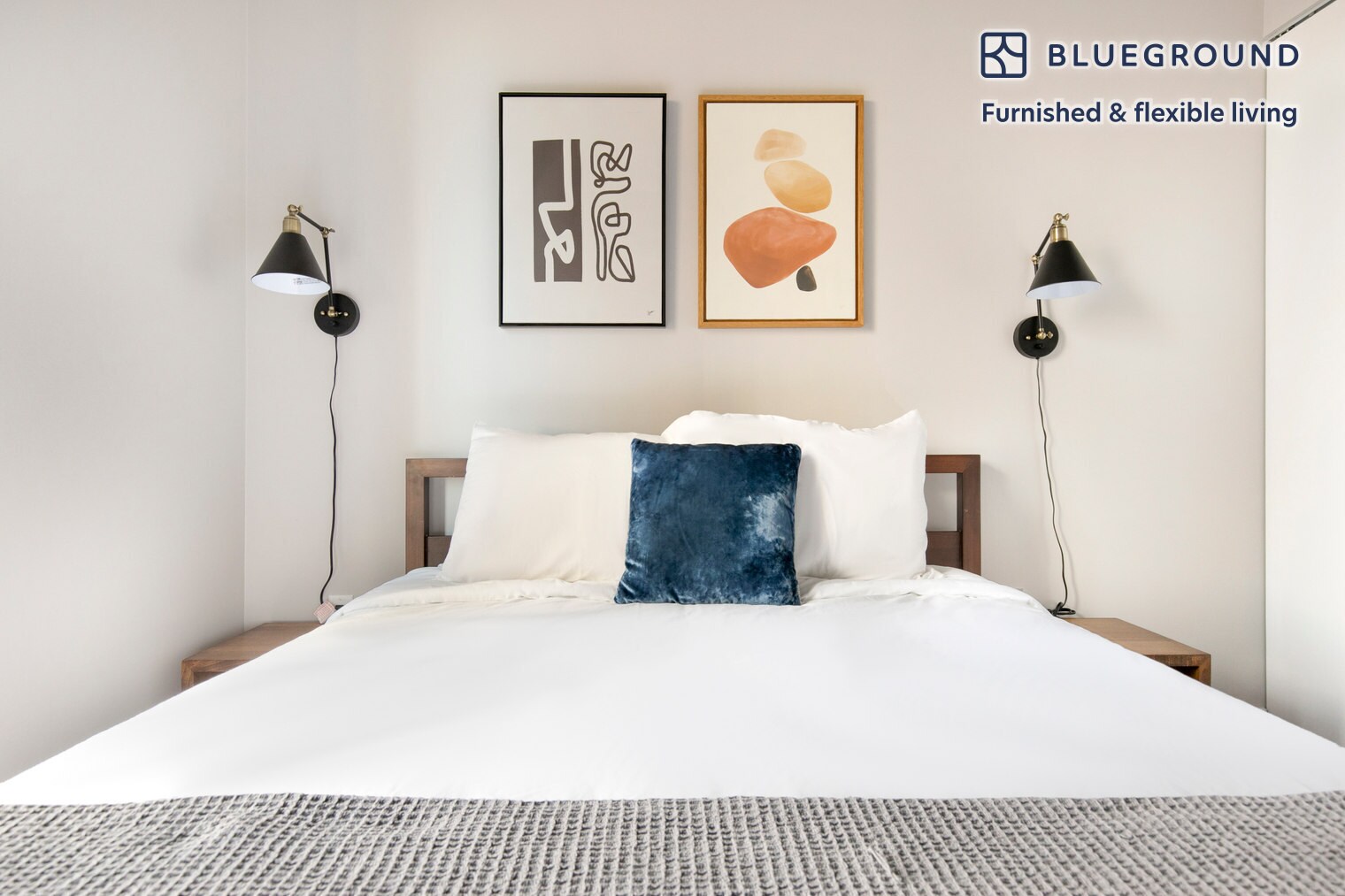 Building Photo - 423 E Ohio St