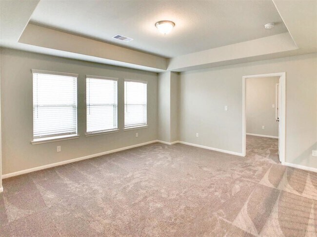 Building Photo - 24219 Via Vitani Dr