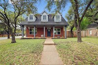 Building Photo - 3009 Fort Worth Trail